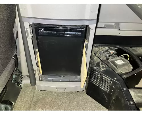Peterbilt 579 Sleeper Cabinets