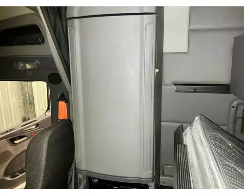 Peterbilt 579 Sleeper Cabinets