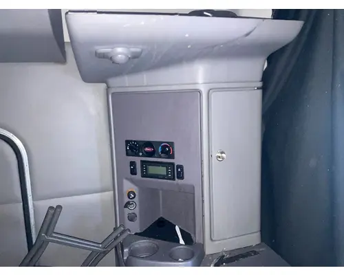 Peterbilt 579 Sleeper Cabinets