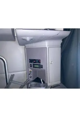 Peterbilt 579 Sleeper Cabinets