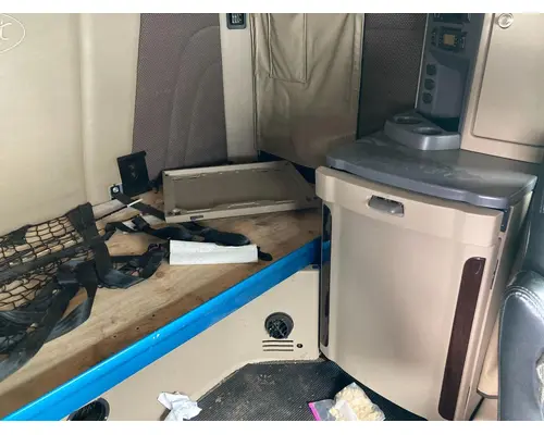 Peterbilt 579 Sleeper