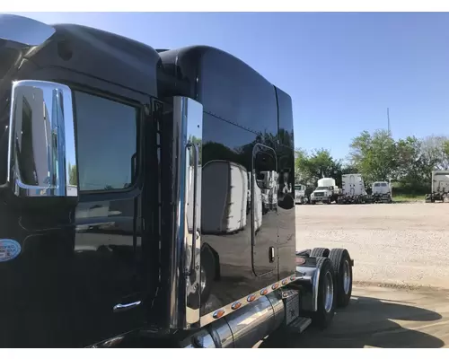 Peterbilt 579 Sleeper