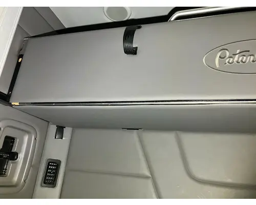 Peterbilt 579 Sleeper