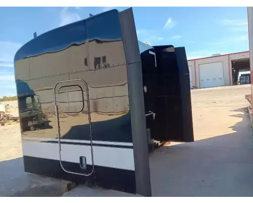 Peterbilt 579 Sleeper