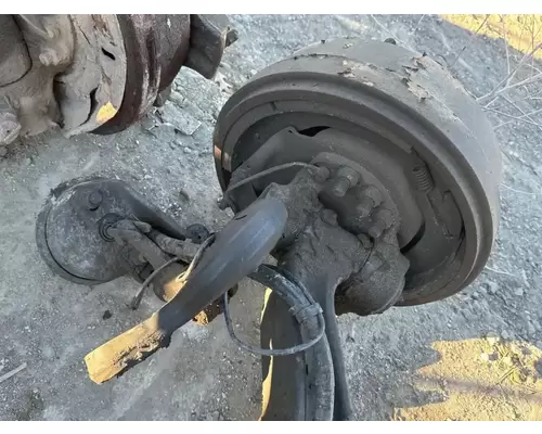 Peterbilt 579 Spindle  Knuckle, Front