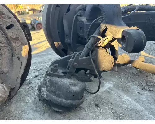 Peterbilt 579 Spindle  Knuckle, Front