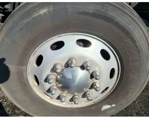 Spindle / Knuckle, Front Peterbilt 579 Complete Recycling Group LLC