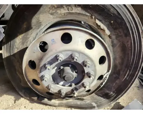 Spindle / Knuckle, Front Peterbilt 579 Complete Recycling Group LLC