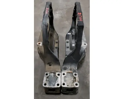 Spring Hanger PETERBILT 579 High Mountain Horsepower