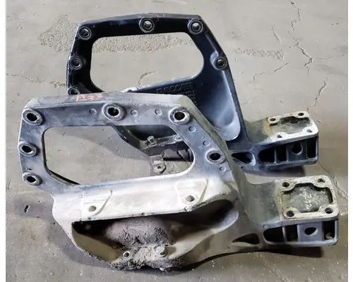 Spring Hanger PETERBILT 579 High Mountain Horsepower