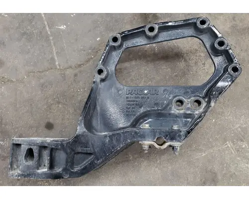 Spring Hanger PETERBILT 579 High Mountain Horsepower