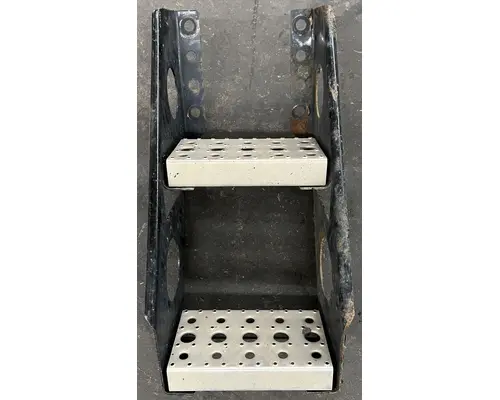 Step PETERBILT 579 High Mountain Horsepower