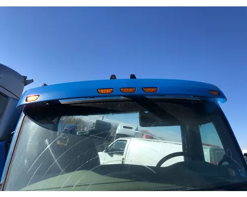 Peterbilt 579 Sun Visor (Exterior)