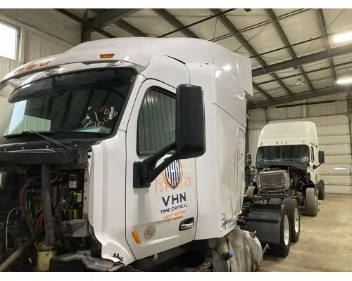 Peterbilt 579 Sun Visor (Exterior)