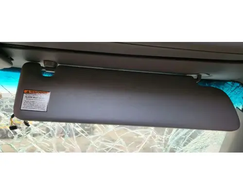 Peterbilt 579 Sun Visor (External)