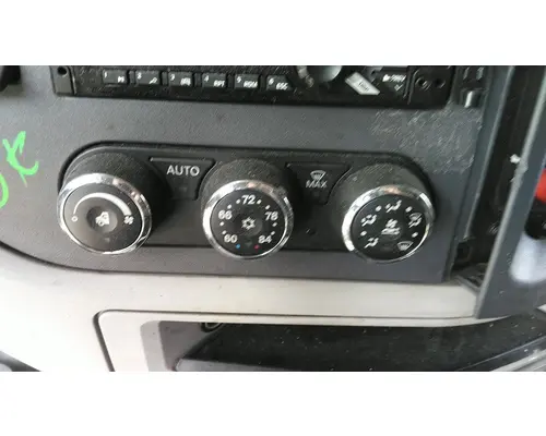 Temperature Control PETERBILT 579 LKQ Heavy Truck - Goodys