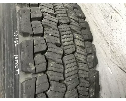 Peterbilt 579 Tires