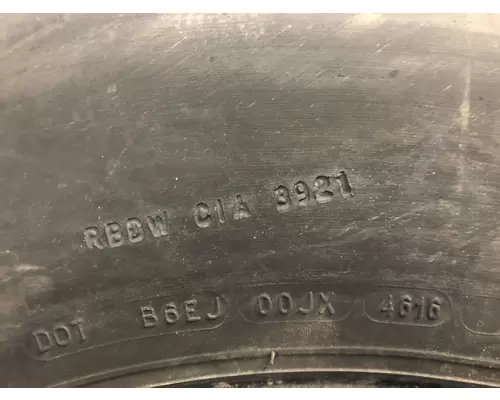 Peterbilt 579 Tires