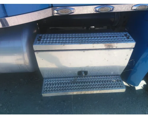 Tool Box PETERBILT 579 LKQ Evans Heavy Truck Parts