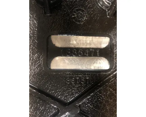 Valve Cover PETERBILT 579 Payless Truck Parts