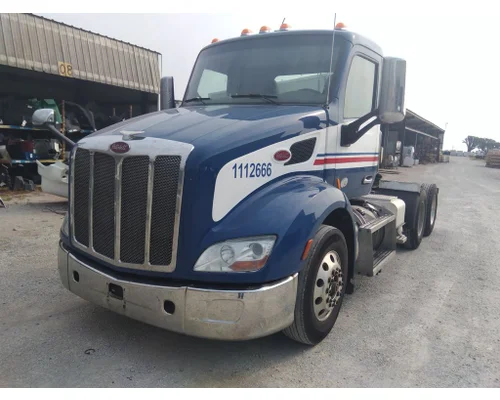 Complete Vehicle PETERBILT 579 LKQ Thompson Motors - Wykoff