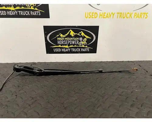 Windshield Wiper Arm PETERBILT 579 High Mountain Horsepower