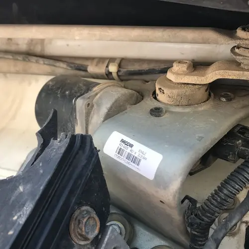 Peterbilt 579 Wiper Motor, Windshield OEM R236025 in Kansas City, MO 25251348