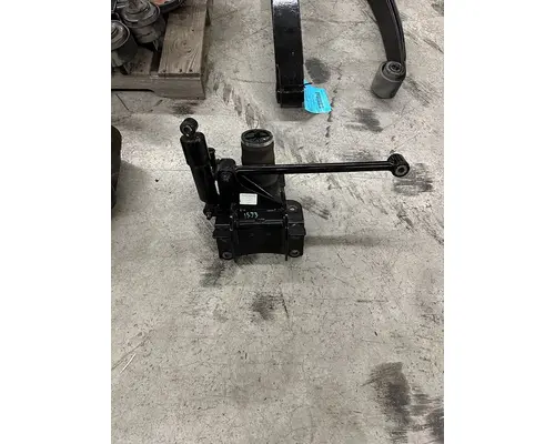 Cab Air Ride PETERBILT 579EV High Mountain Horsepower