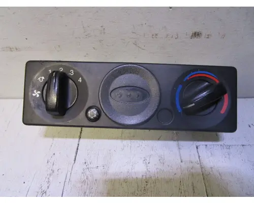 Temperature Control PETERBILT 587-Sleeper_Q21-6009 Valley Heavy Equipment