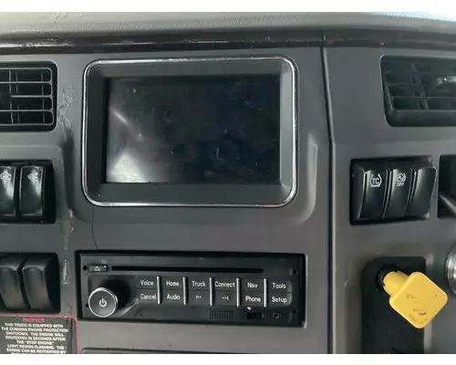 Radio Peterbilt 587 Vander Haags Inc WM