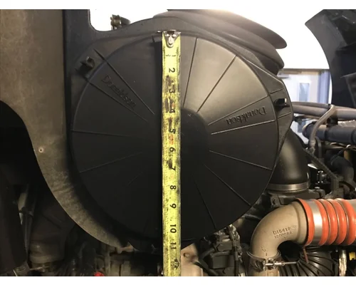 Peterbilt 587 Air Cleaner