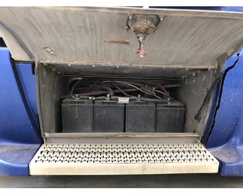 Peterbilt 587 Battery Box