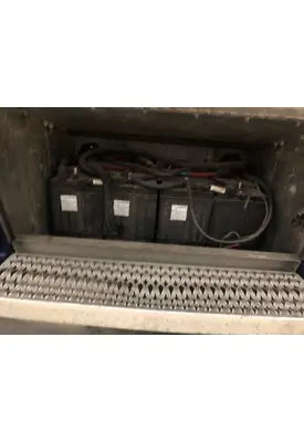 Peterbilt 587 Battery Box