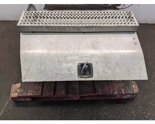 Peterbilt 587 Battery Box