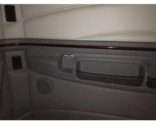 Peterbilt 587 Body, Misc. Parts