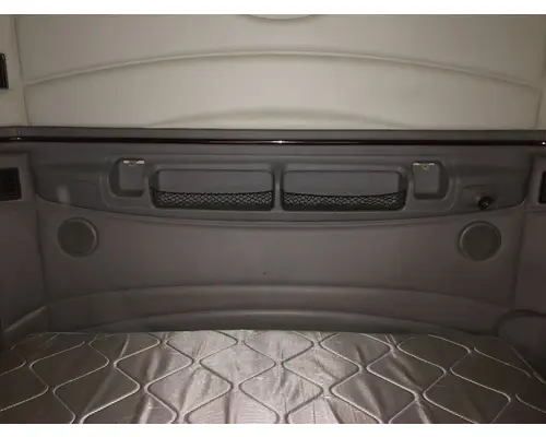 Peterbilt 587 Body, Misc. Parts