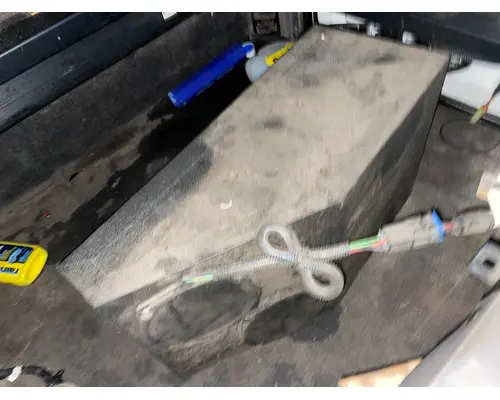 Peterbilt 587 Body, Misc. Parts