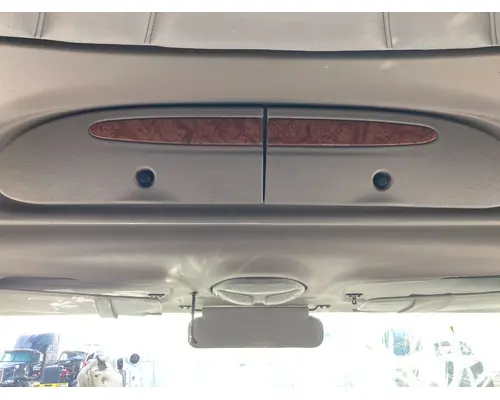 Peterbilt 587 Body, Misc. Parts