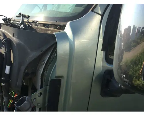 Peterbilt 587 Cab Assembly