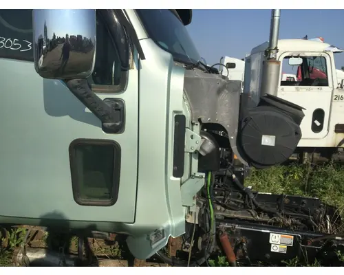 Peterbilt 587 Cab Assembly