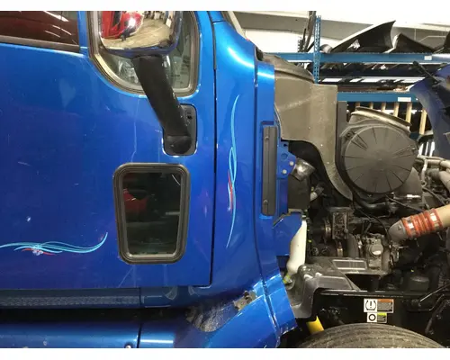 Peterbilt 587 Cab Assembly