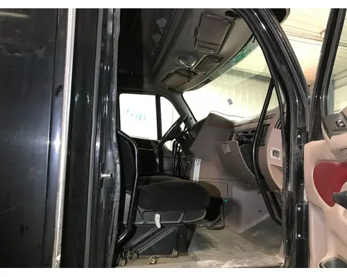 Peterbilt 587 Cab Assembly