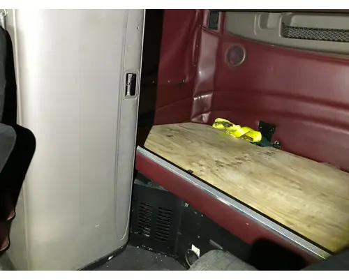 Peterbilt 587 Cab Assembly