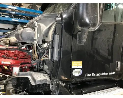 Peterbilt 587 Cab Assembly