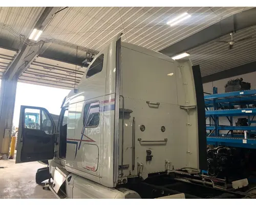 Peterbilt 587 Cab Assembly