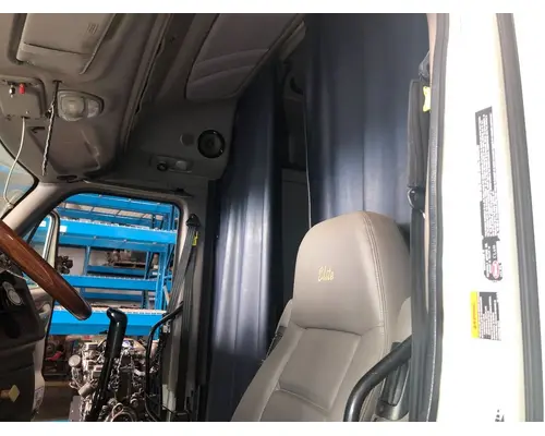 Peterbilt 587 Cab Assembly