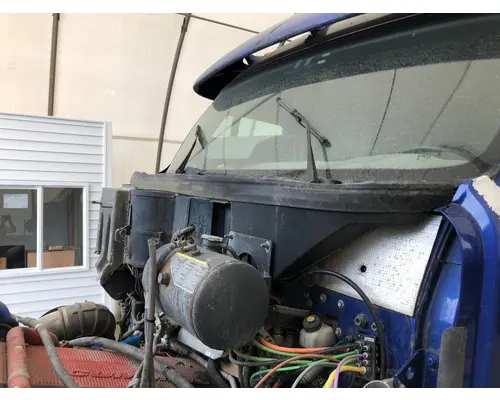 Peterbilt 587 Cab Assembly