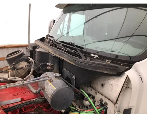 Peterbilt 587 Cab Assembly