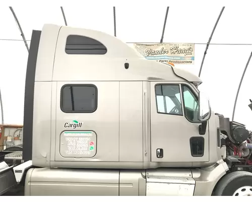 Peterbilt 587 Cab Assembly