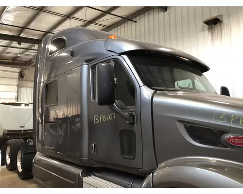 Peterbilt 587 Cab Assembly